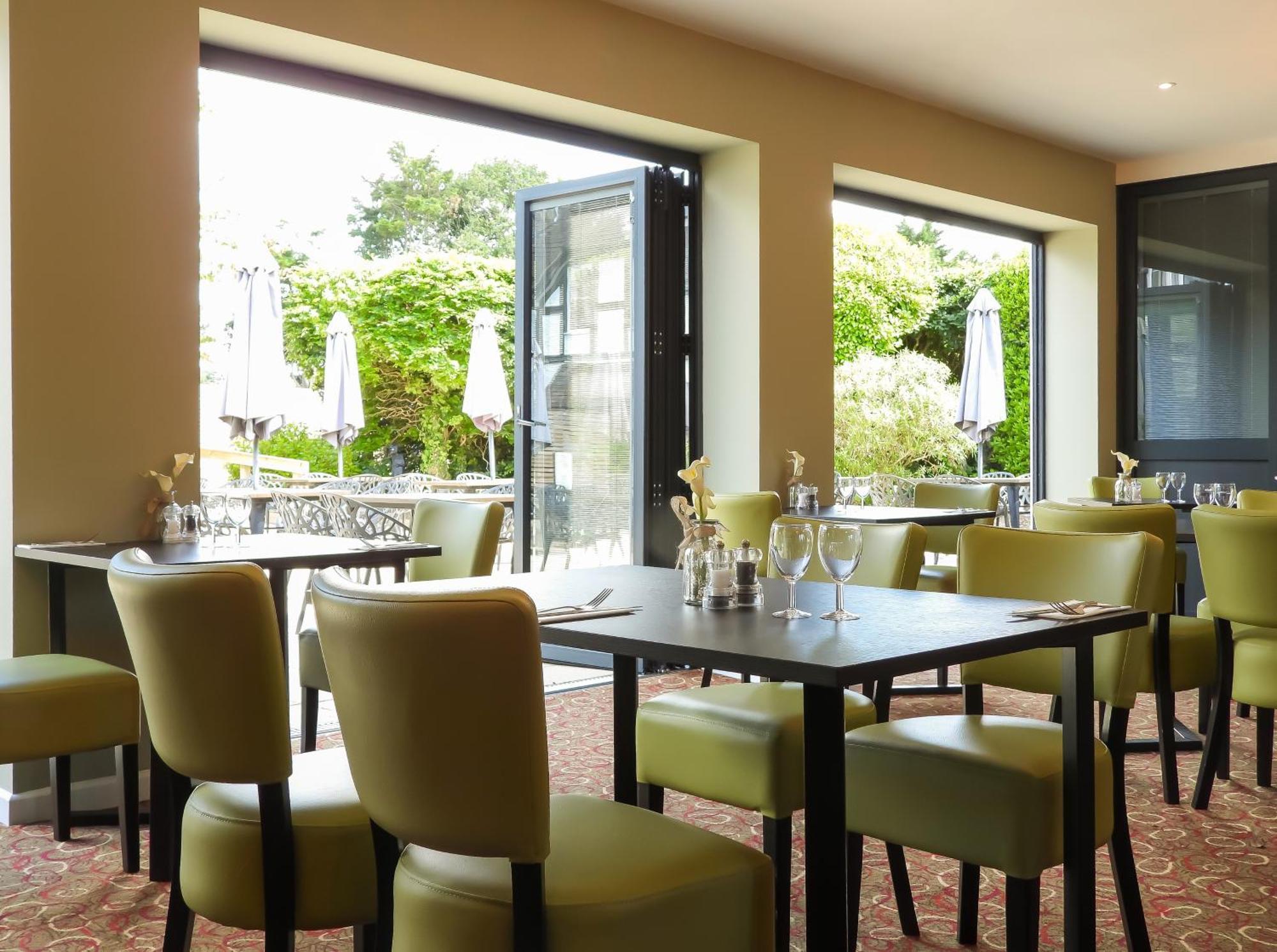 South Lawn Hotel 리밍톤 외부 사진